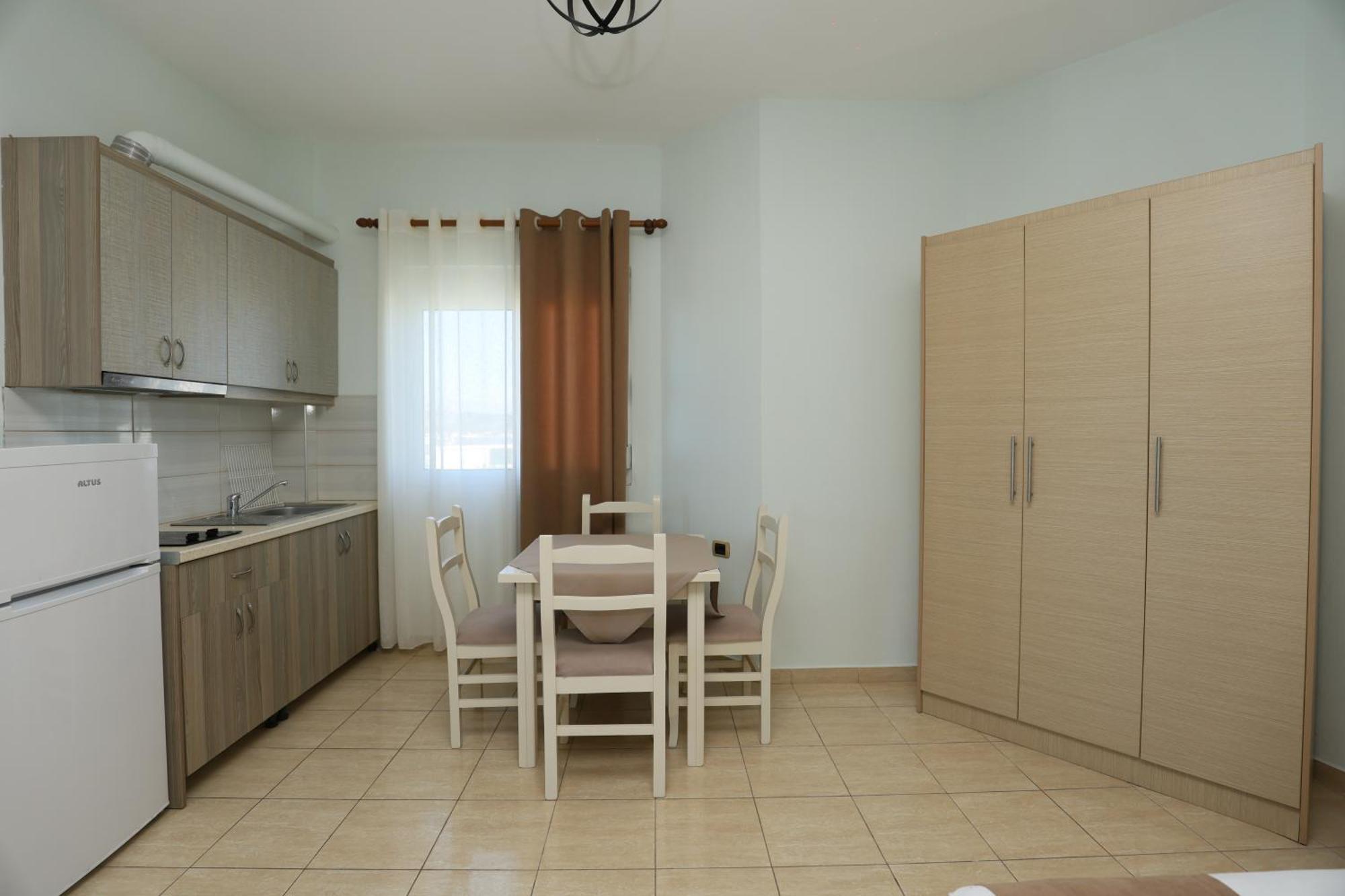 Michelle Apartments Ksamil Exterior photo