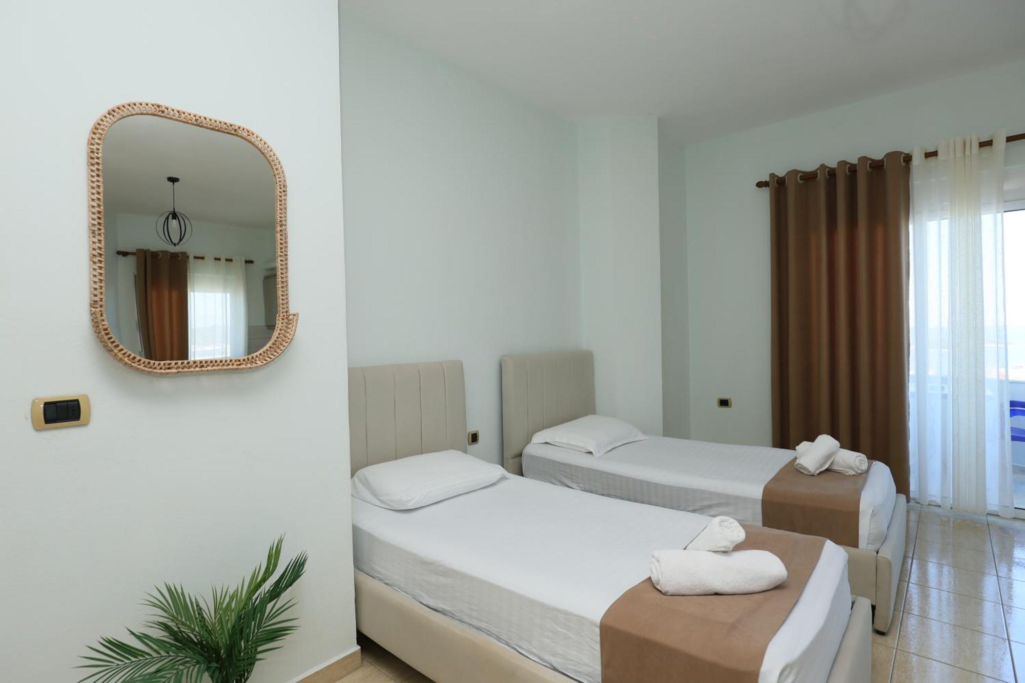Michelle Apartments Ksamil Exterior photo