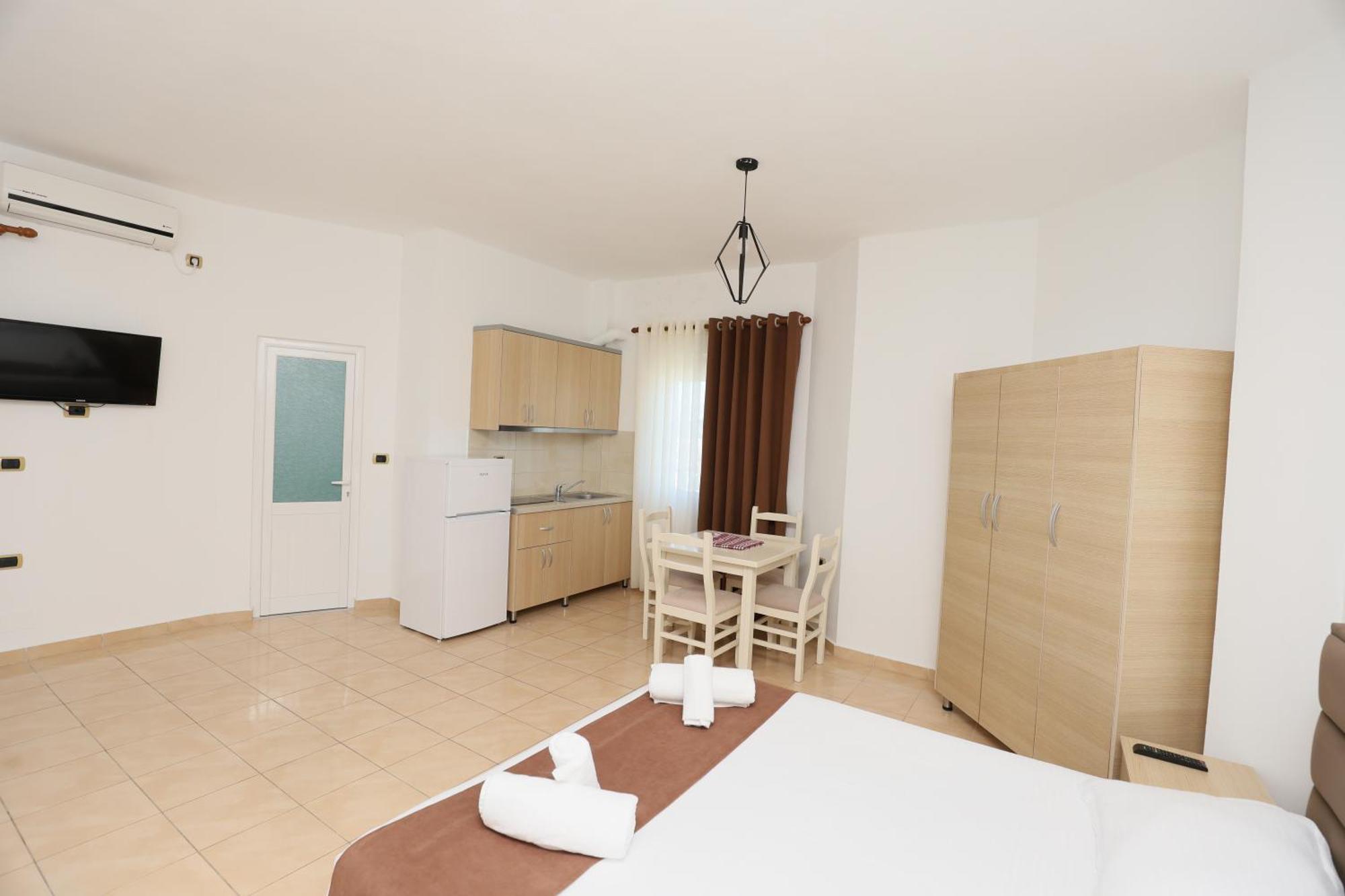 Michelle Apartments Ksamil Exterior photo
